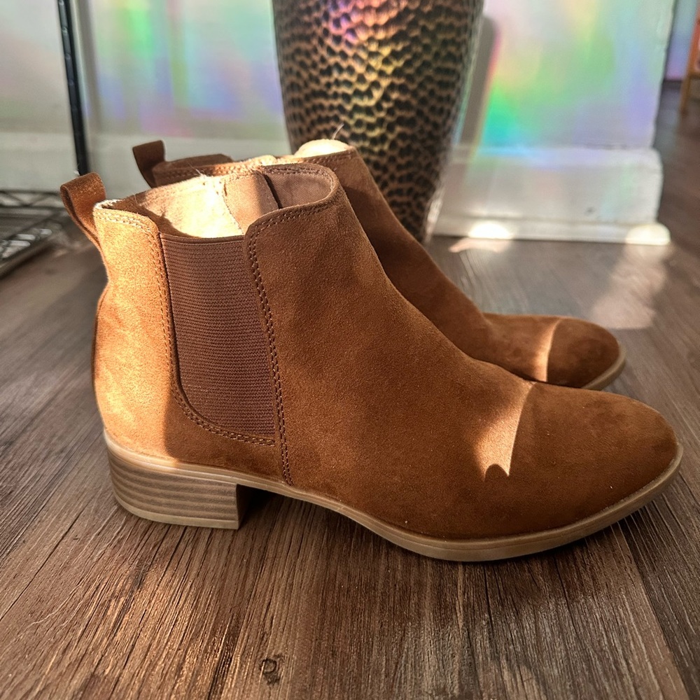 Women’s Brown Heeled Boots